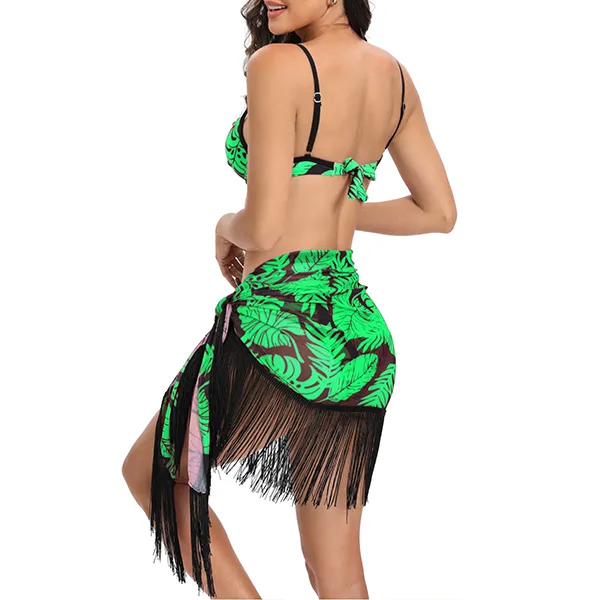 Dreiteiliges Badeanzug-Set im Bohemia-Stil mit Blumenmuster - Bikini-Oberteil, Bikini-Unterteil und Quasten-Baderock
