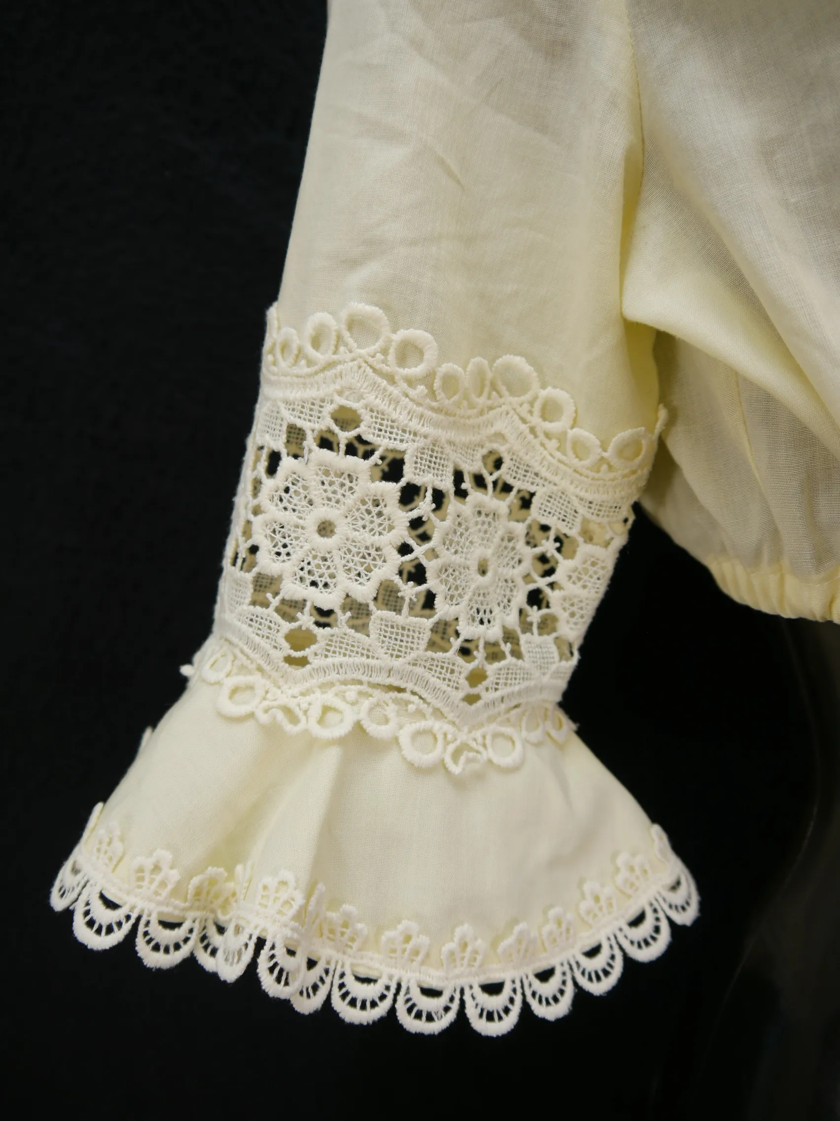 Gr.44 Dirndlbluse süße Bluse für Dirndl Diolen mit Spitze Trachtenbluse B8965
