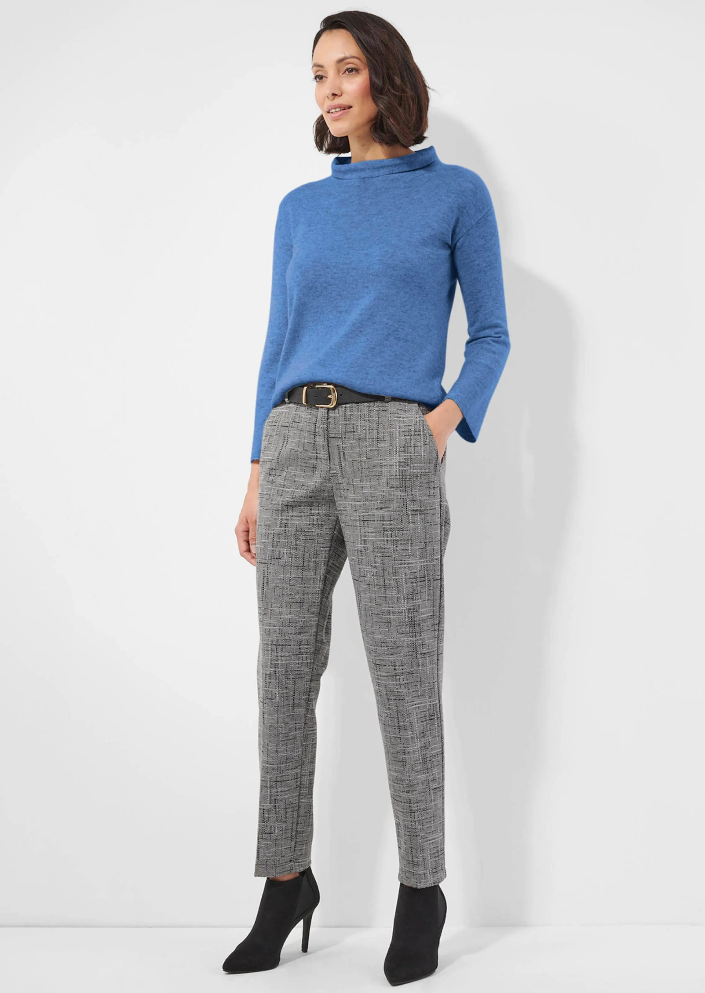 Pullover mit Stehkragen