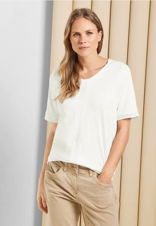 T-Shirt mit Spitzeneinsätzen