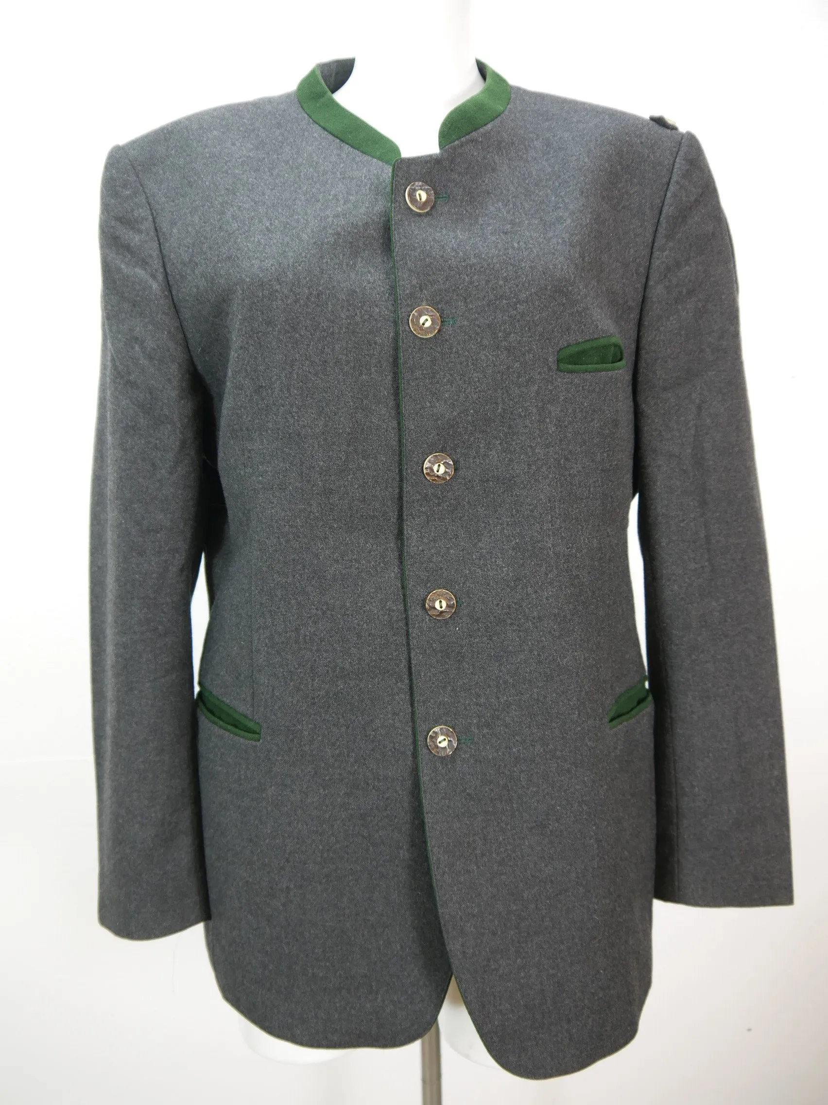 Traunsee Trachten neuwertig grau Janker fesche tolle Trachtenjacke Jacke Gr.52